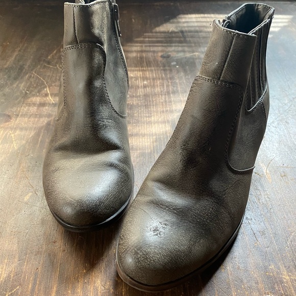 Rustic Grey Ankle Boots - Picture 6 of 15